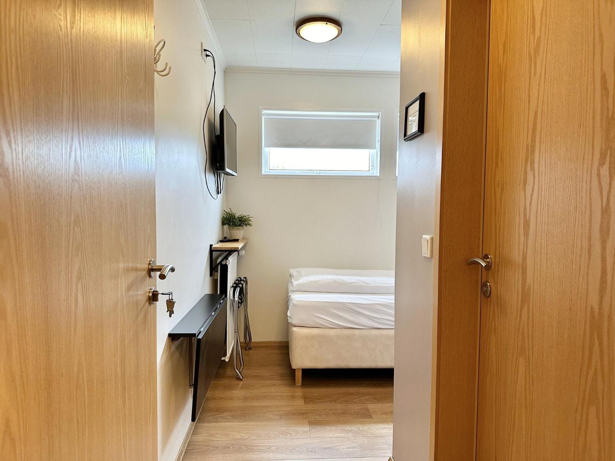 Albert Guesthouse Гвамстаунґі Екстер'єр фото